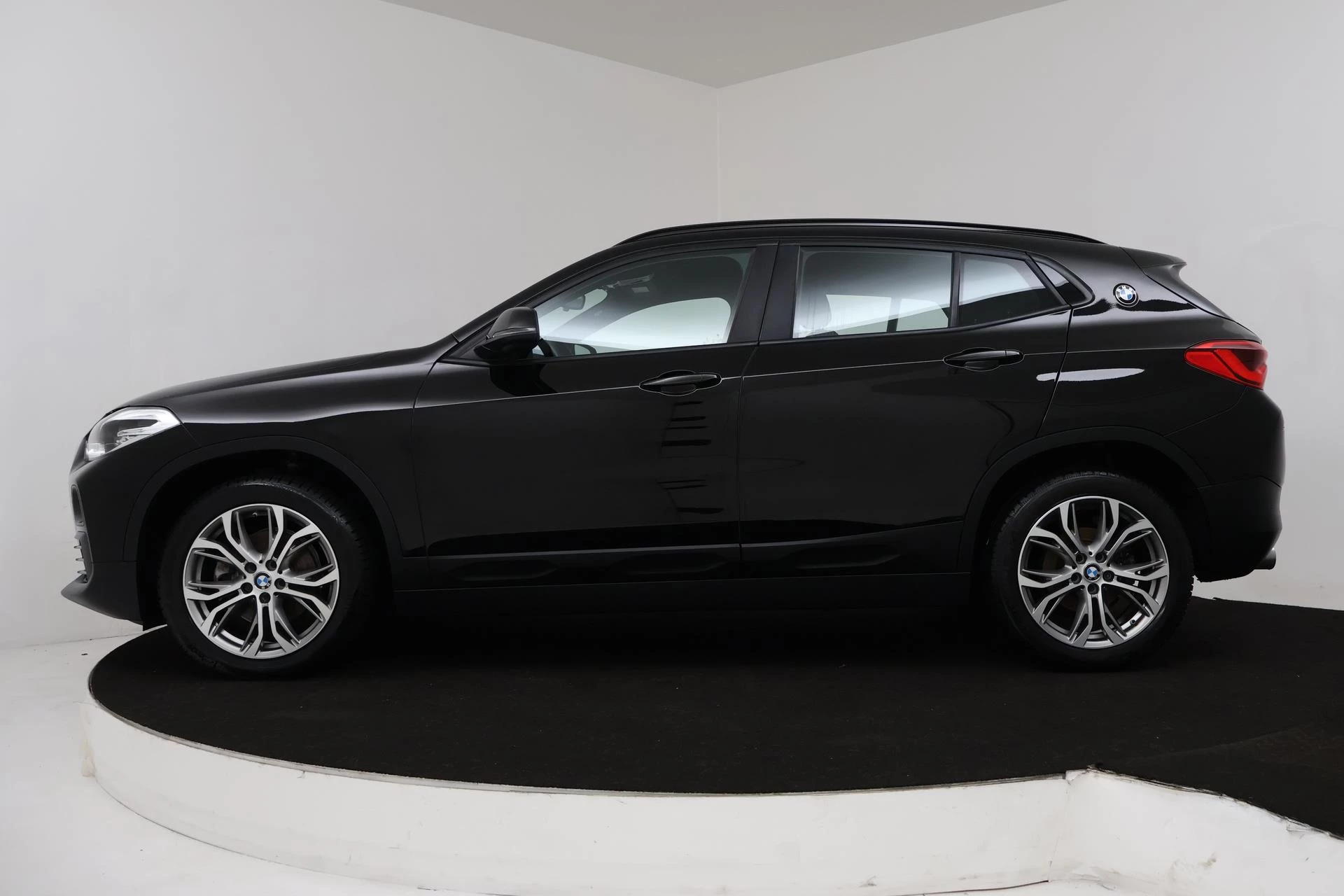 Hoofdafbeelding BMW X2