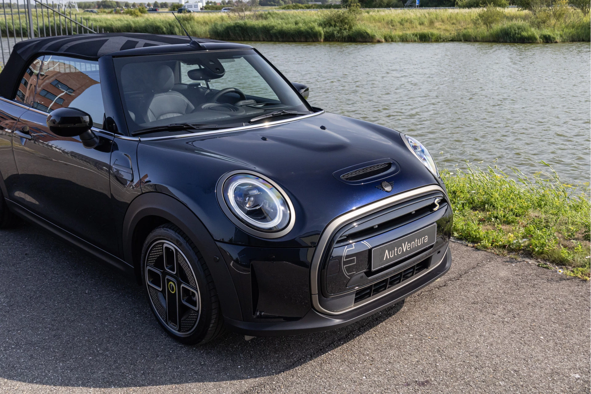 Hoofdafbeelding MINI Cabrio