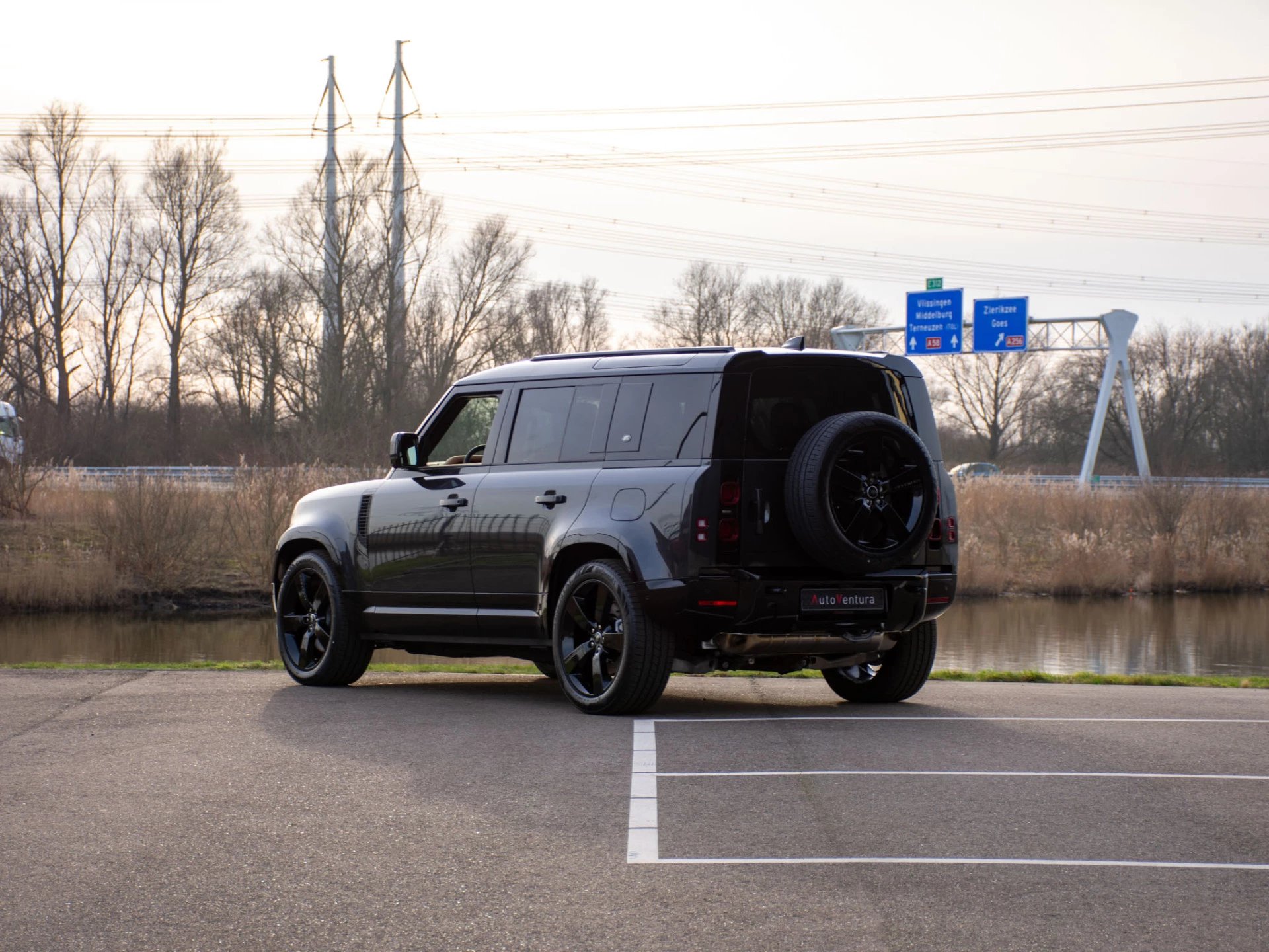 Hoofdafbeelding Land Rover Defender