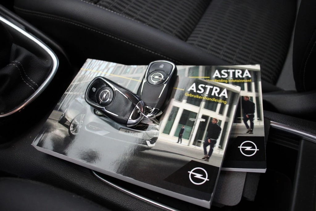 Hoofdafbeelding Opel Astra