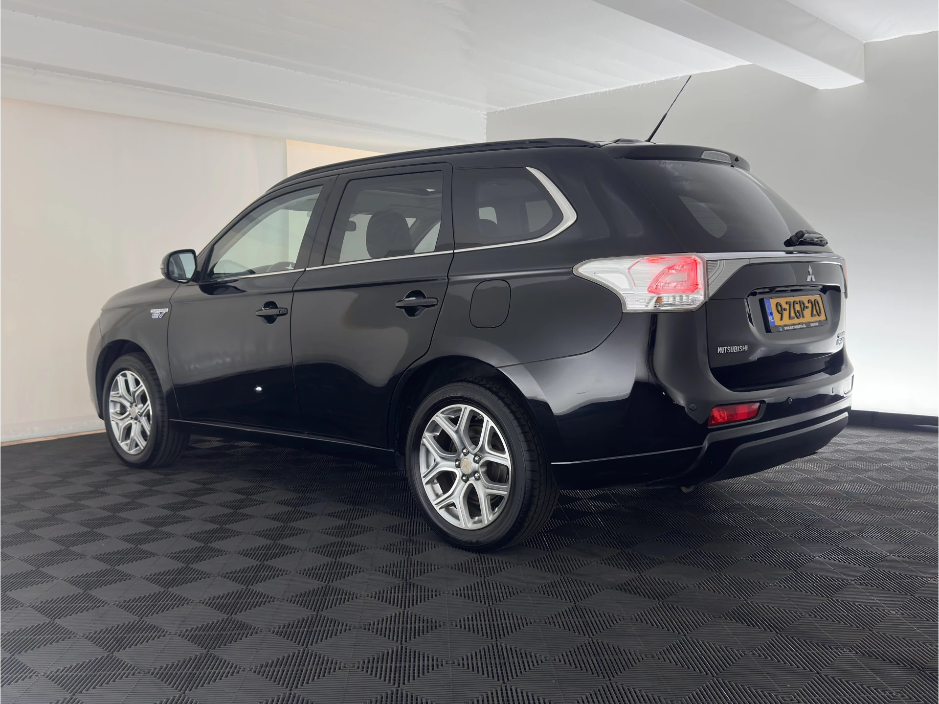 Hoofdafbeelding Mitsubishi Outlander