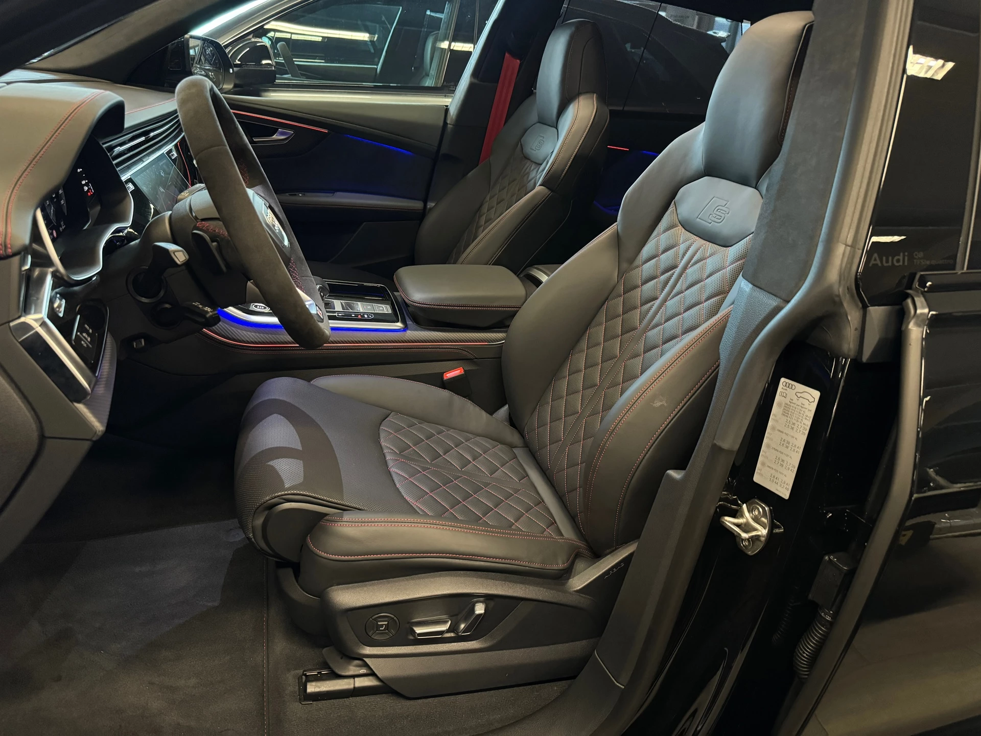 Hoofdafbeelding Audi Q8