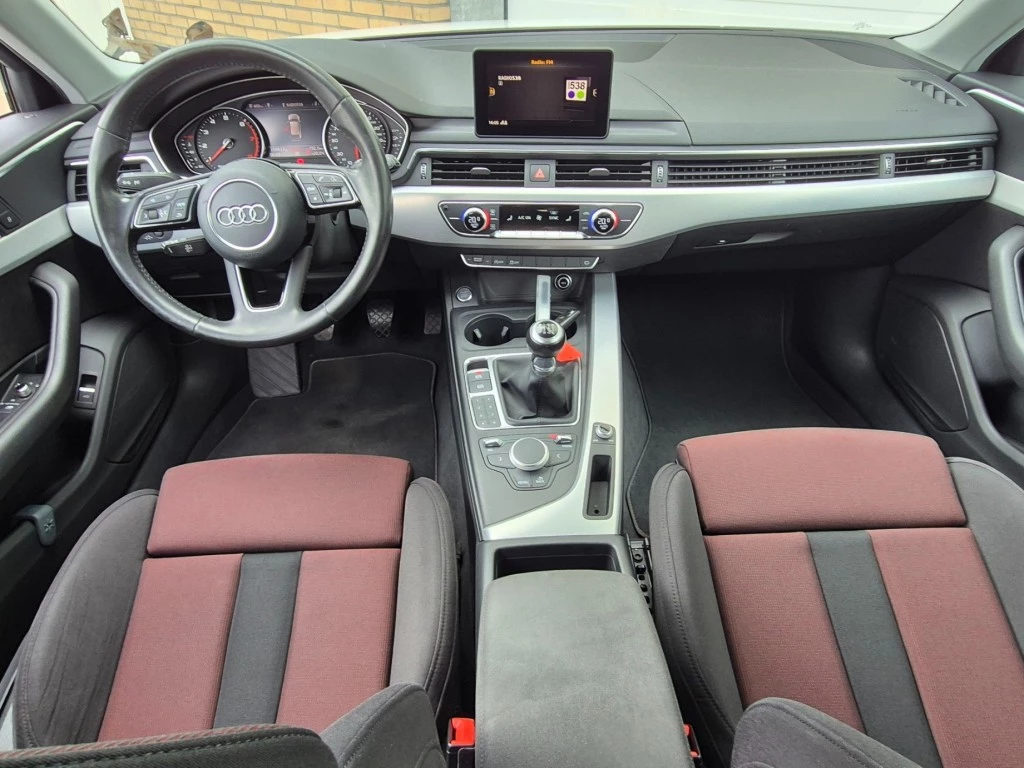 Hoofdafbeelding Audi A4