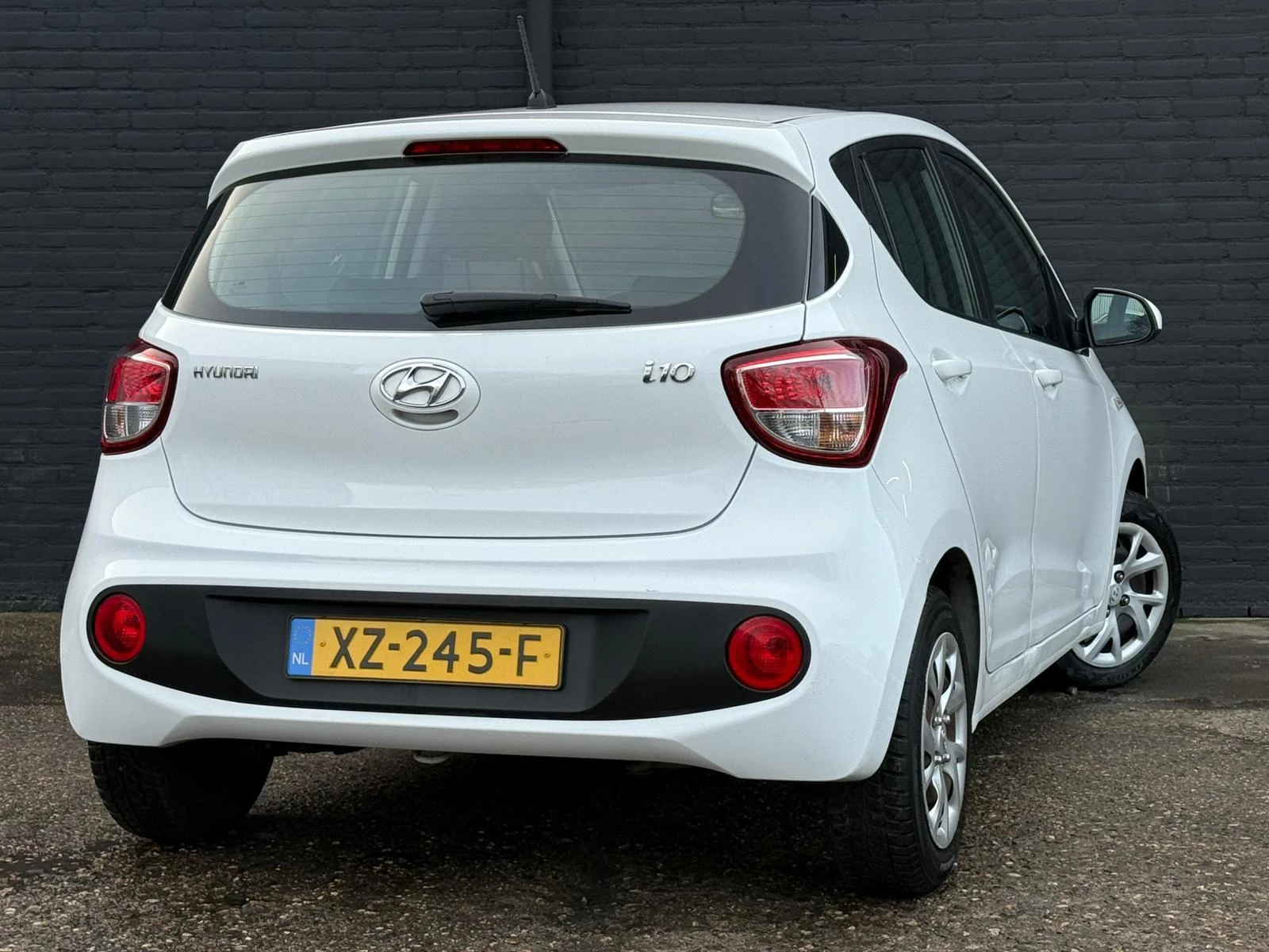 Hoofdafbeelding Hyundai i10