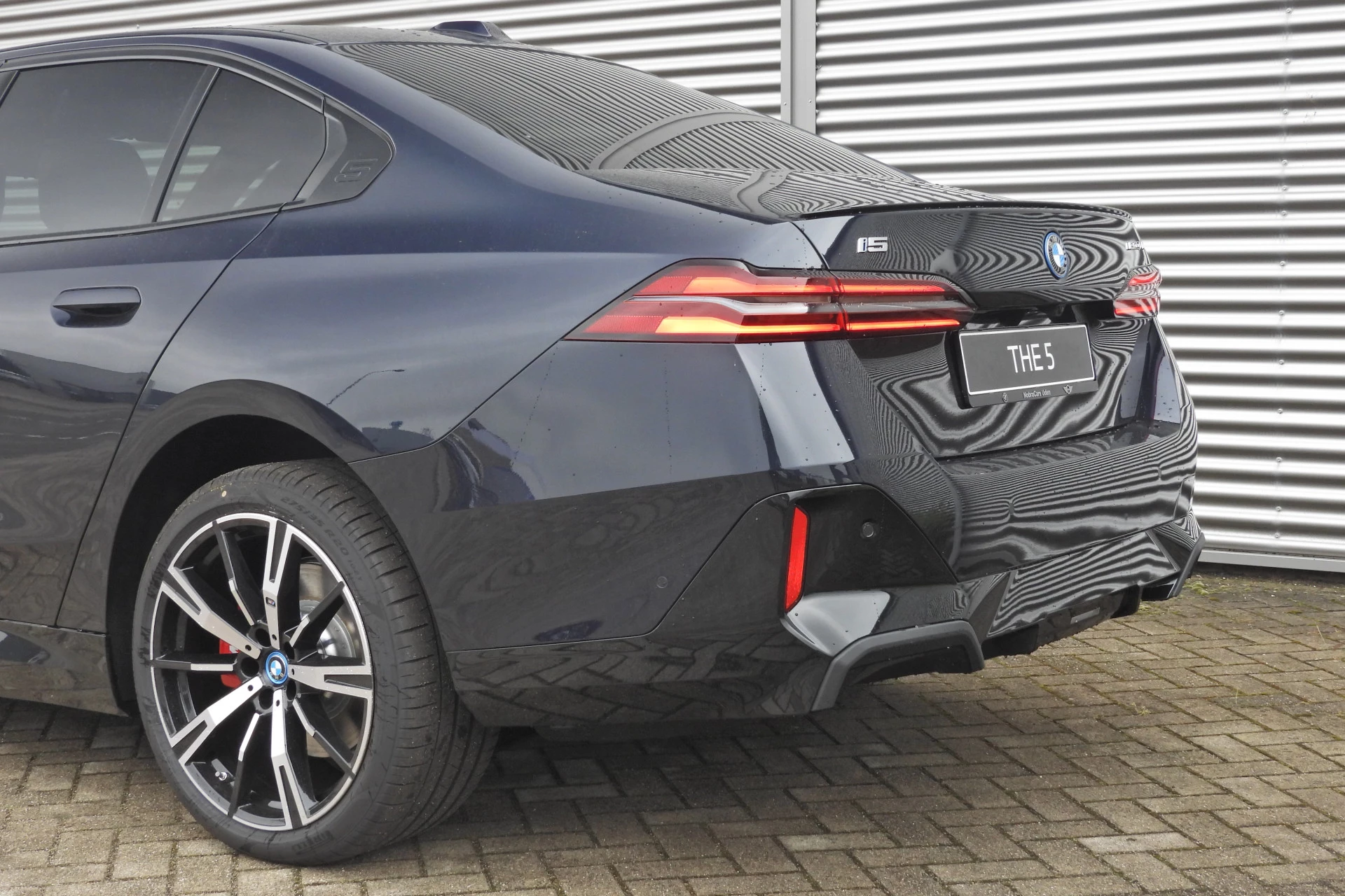 Hoofdafbeelding BMW i5