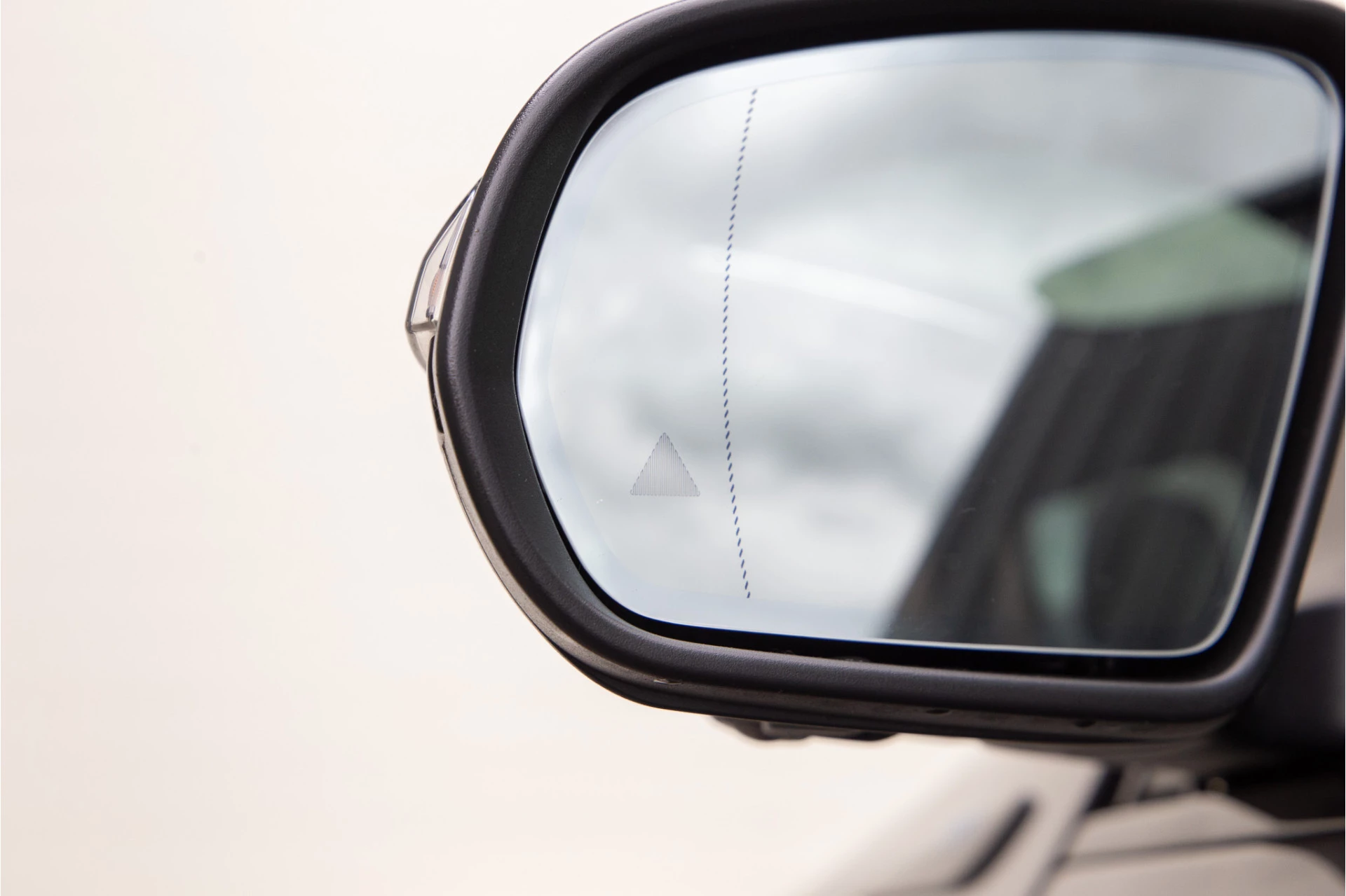 Hoofdafbeelding Mercedes-Benz EQA