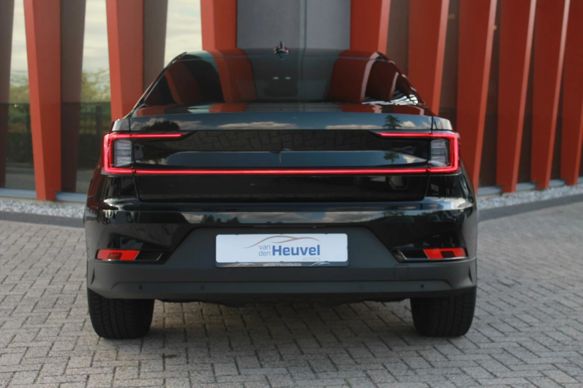 Hoofdafbeelding Polestar 2