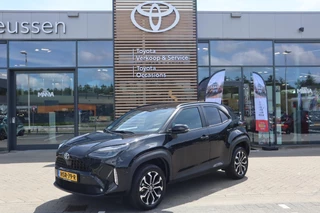 Toyota Yaris Cross 1.5 HYBRID STYLE PANORAMADAK HEAD-UP-DISPLAY EL-ACHTERKLEP STUUR/STOELVERWARMING LED-PAKKET 17"LM-VELGEN