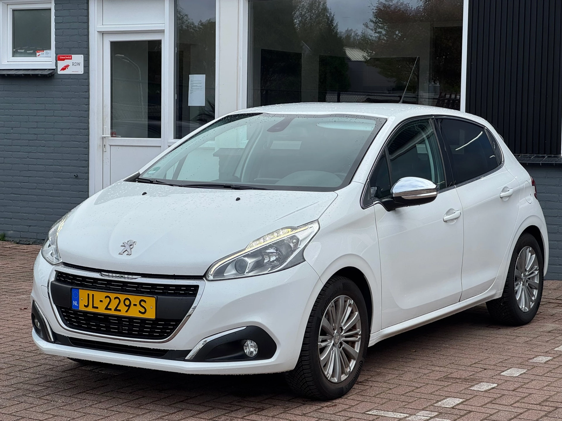 Hoofdafbeelding Peugeot 208