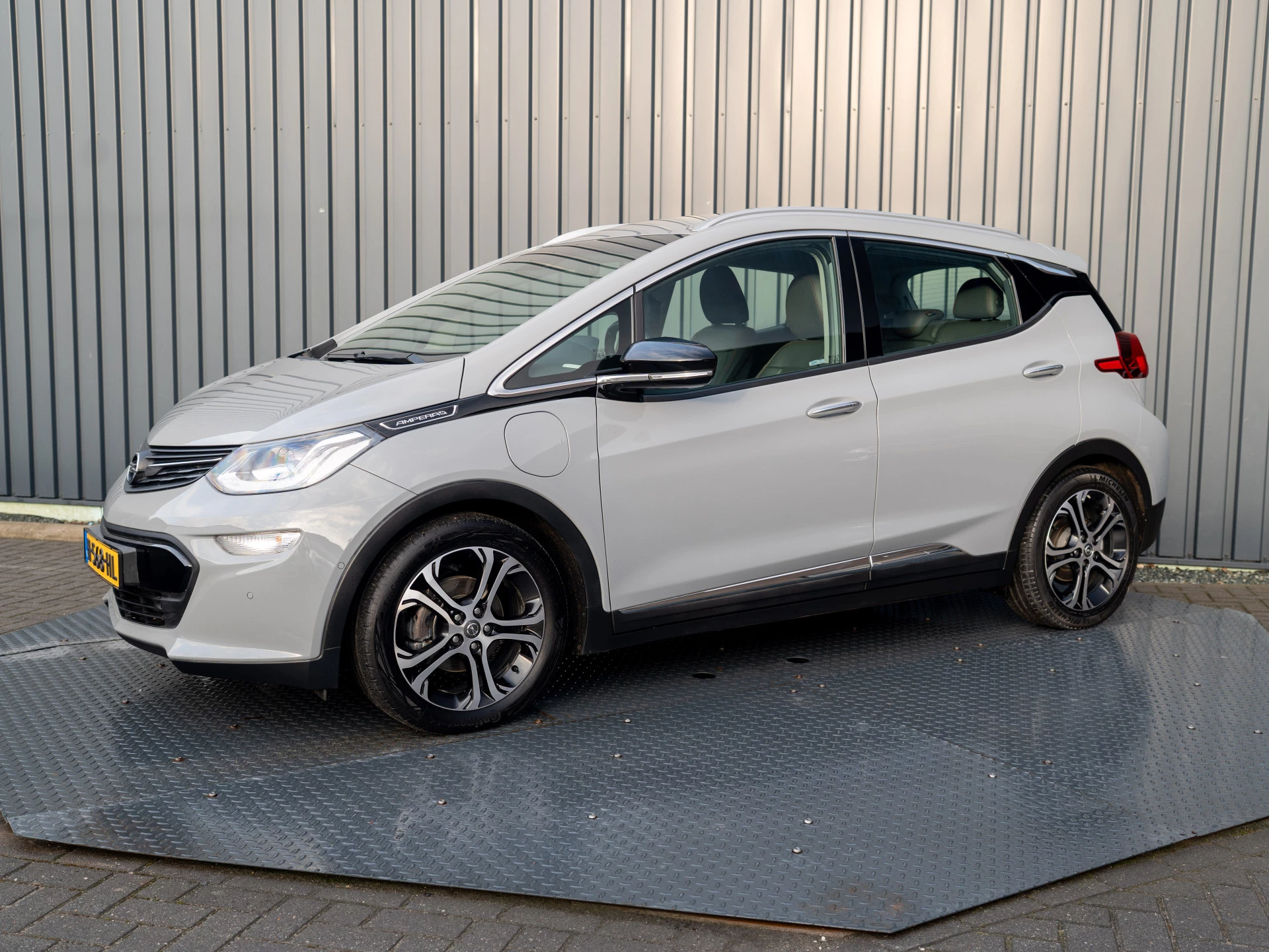 Hoofdafbeelding Opel Ampera-e