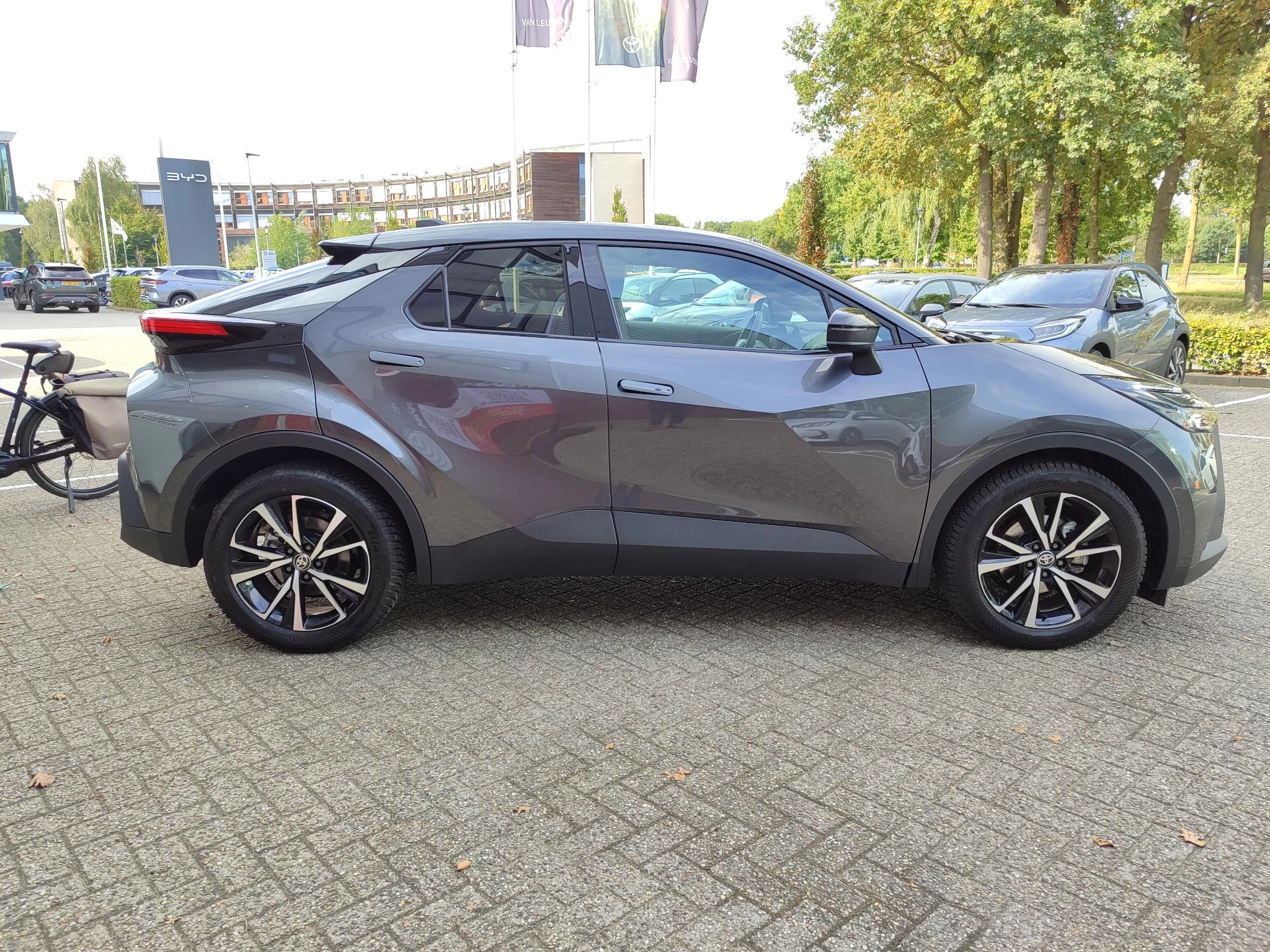 Hoofdafbeelding Toyota C-HR