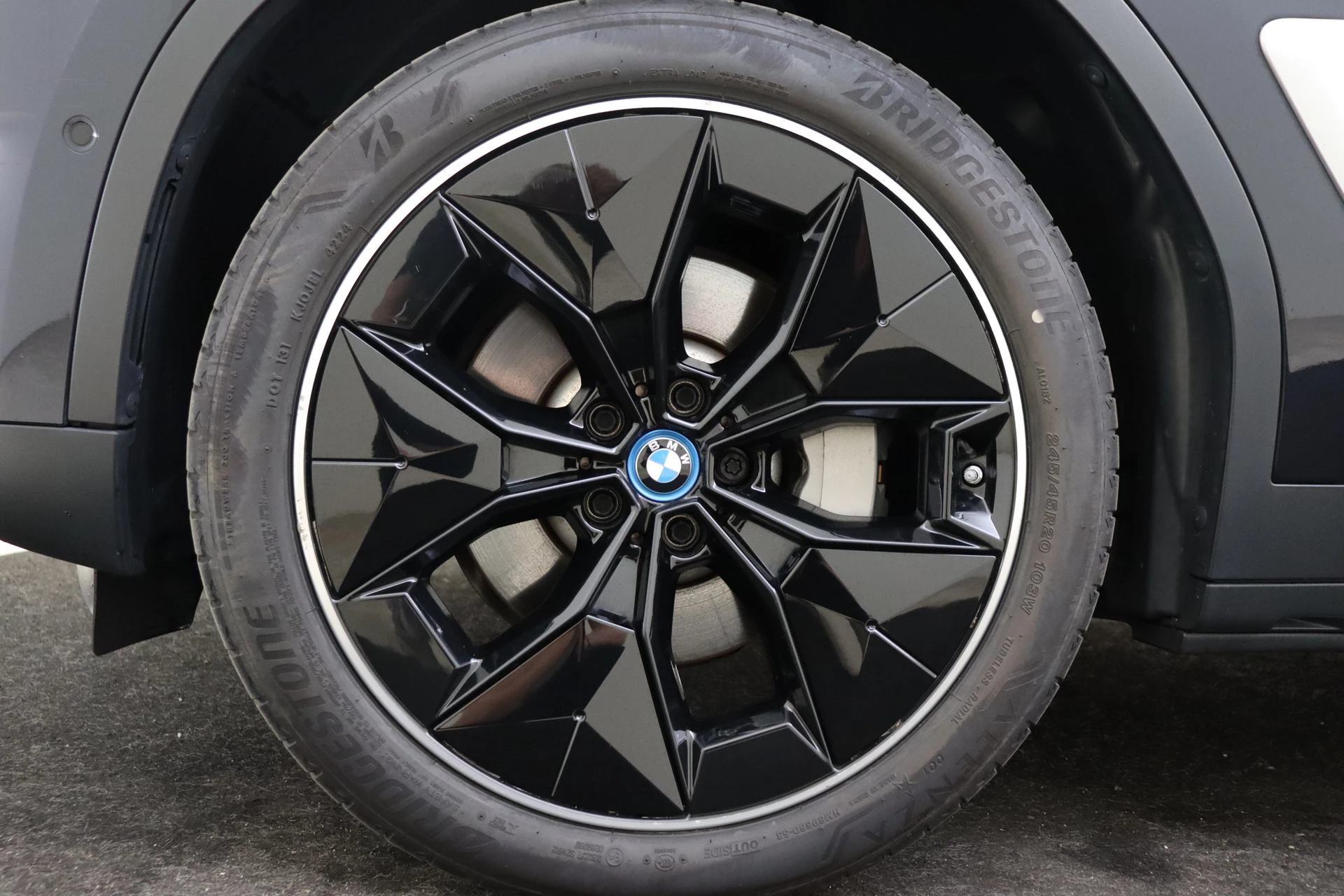 Hoofdafbeelding BMW iX3