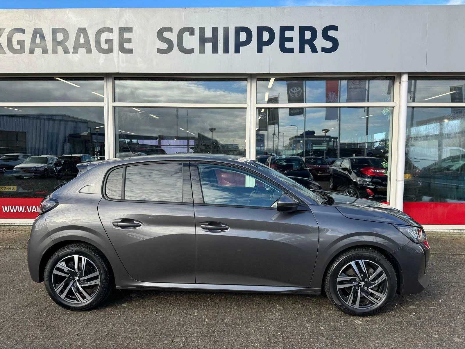 Hoofdafbeelding Peugeot 208