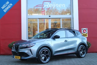 Hoofdafbeelding Alfa Romeo Junior Alfa Romeo Junior ELETTRICA SPECIALE 156PK 54 kWh | WARMTEPOMP! | "SABELT" STOELEN MET LEDEREN/ALCANTARA BEKLEDING | PANORAMISCH SCHUIF/KANTEL DAK | BICOLOR DAK (ZWART DAK) | TECHNOLOGIE PAKKET (O.A. FULL LED ADAPTIVE MATRIX KOPLAMPEN/DODEHOEK DETECTIE/DRAADLOZE TELEFOONLADER/ACHTERUITRIJ CAMERA/PARKEERSENSOREN VOOR, ACHTER,ZIJKANT) | DRAADLOZE APPLE CARPLAY/ANDROID AUTO | CLIMATE CONTROL | ELEKTRISCH BEDIENBARE ACHTERKLEP | STOEL VERWARMING | ELEKTRISCH BEDIENBARE VOORSTOEL | VERKEERSBORDEN HERKENNING | ADAPTIVE CRUISE CONTROL | KEYLESS ENTRY/START |