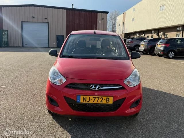 Hoofdafbeelding Hyundai i10
