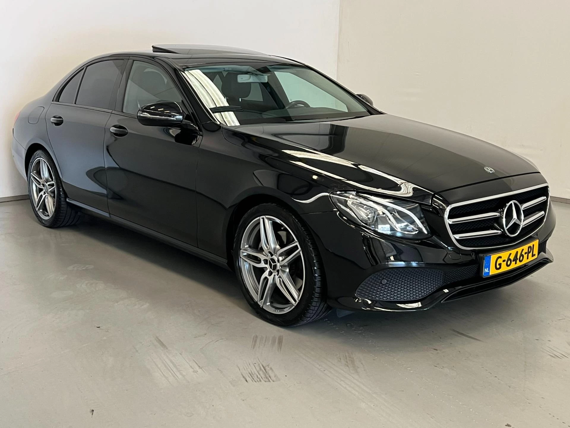 Hoofdafbeelding Mercedes-Benz E-Klasse