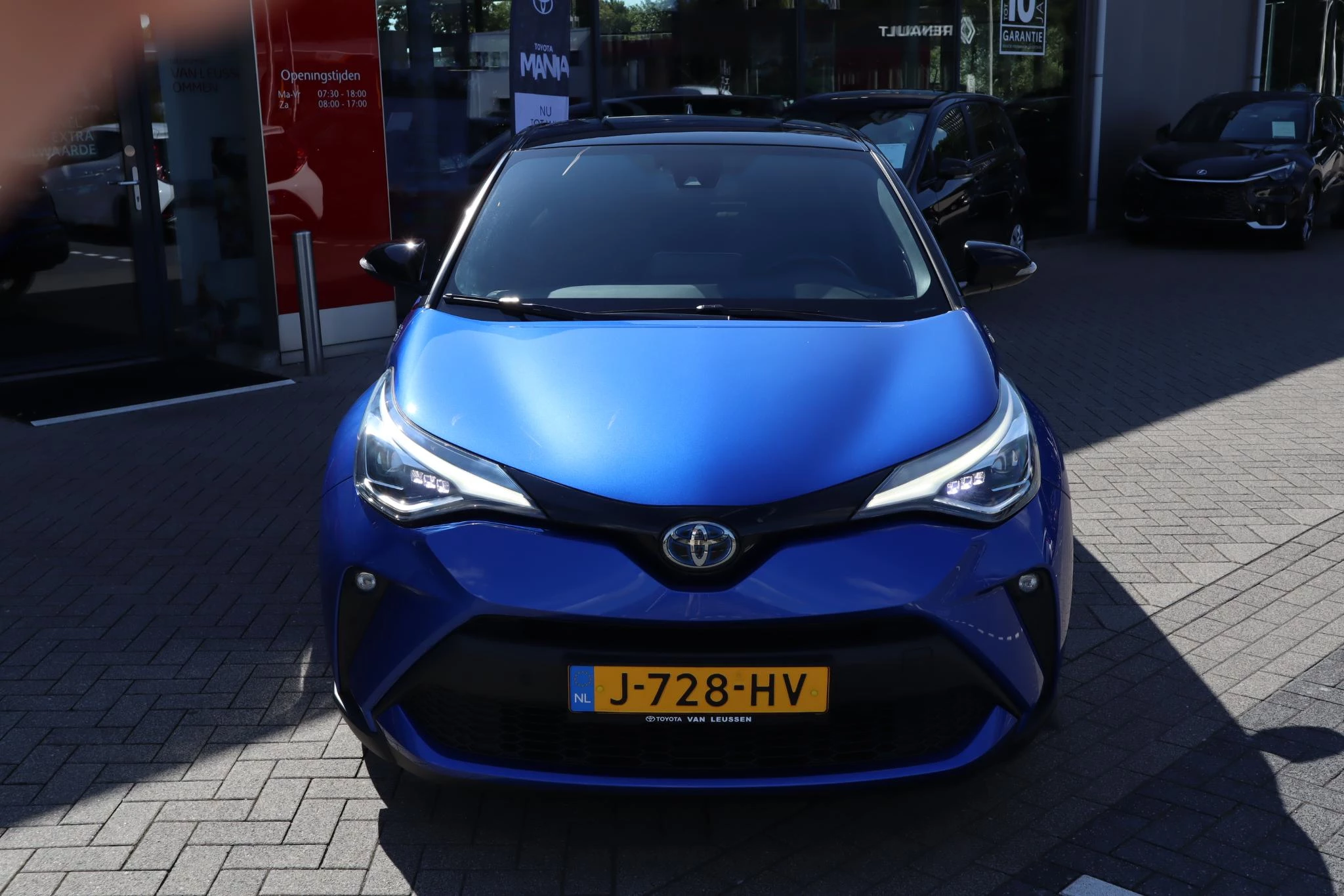 Hoofdafbeelding Toyota C-HR