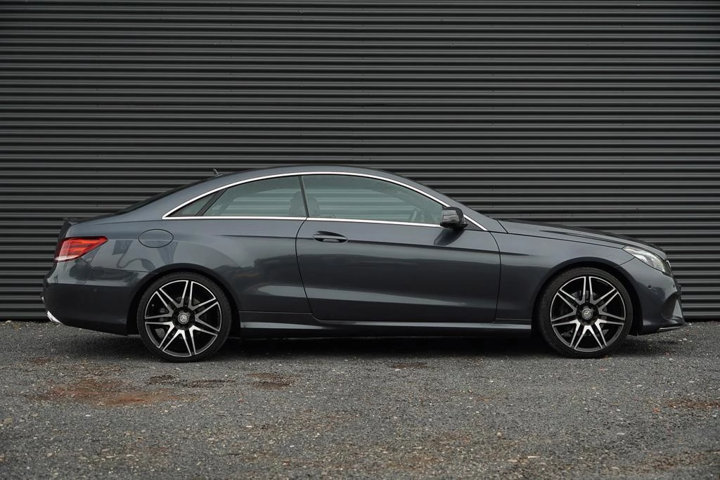 Hoofdafbeelding Mercedes-Benz E-Klasse