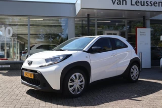 Toyota Aygo X 1.0 VVT-I MT PLAY CAMERA AIRCO EL-RAMEN APPLE\ANDROID AD-CRUISE