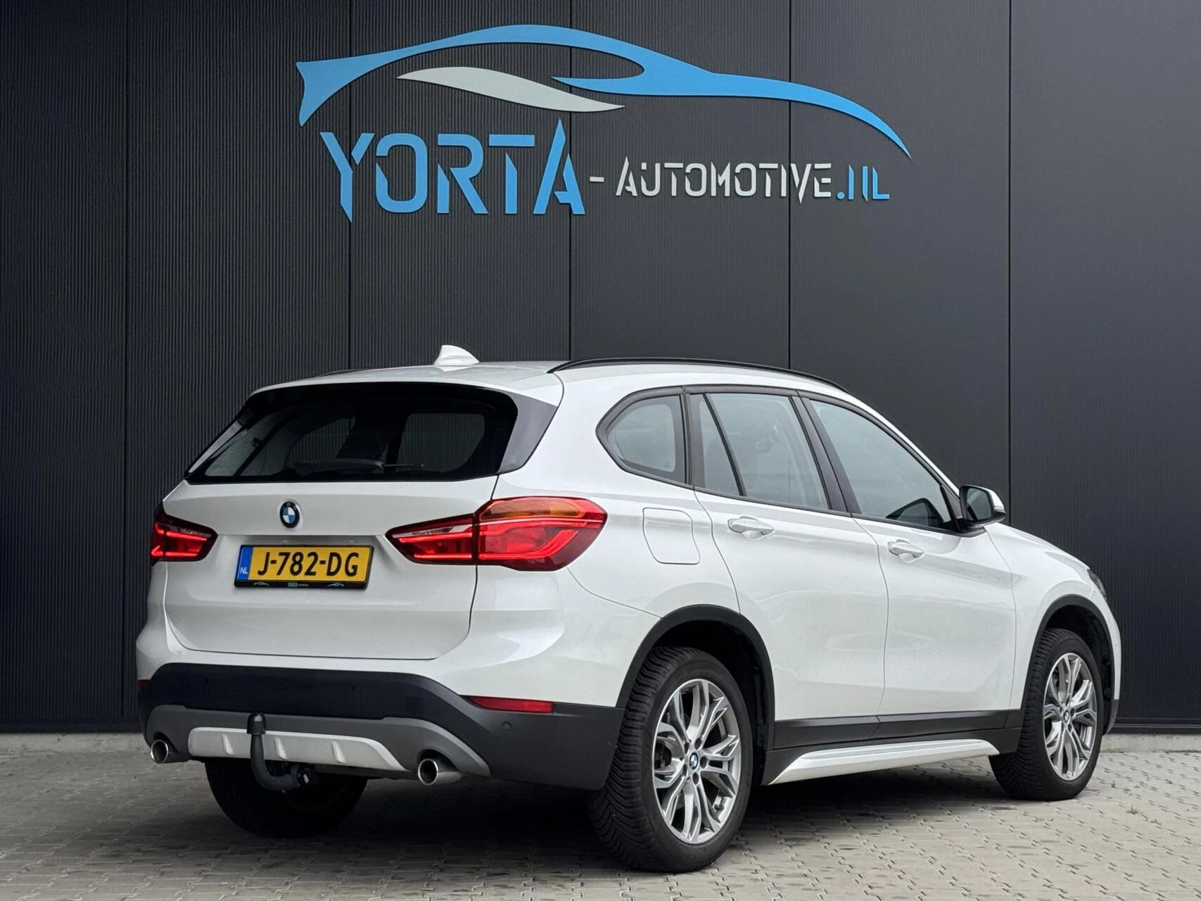 Hoofdafbeelding BMW X1