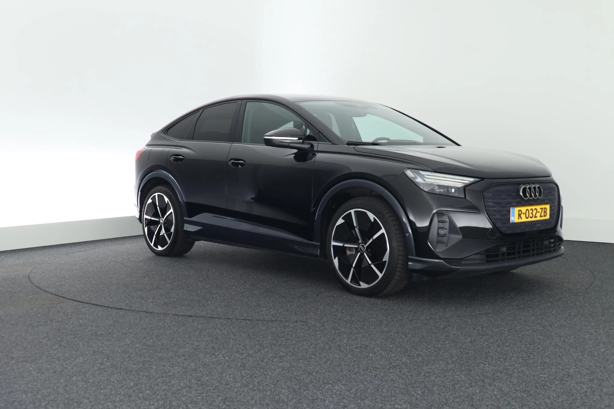 Hoofdafbeelding Audi Q4 Sportback e-tron