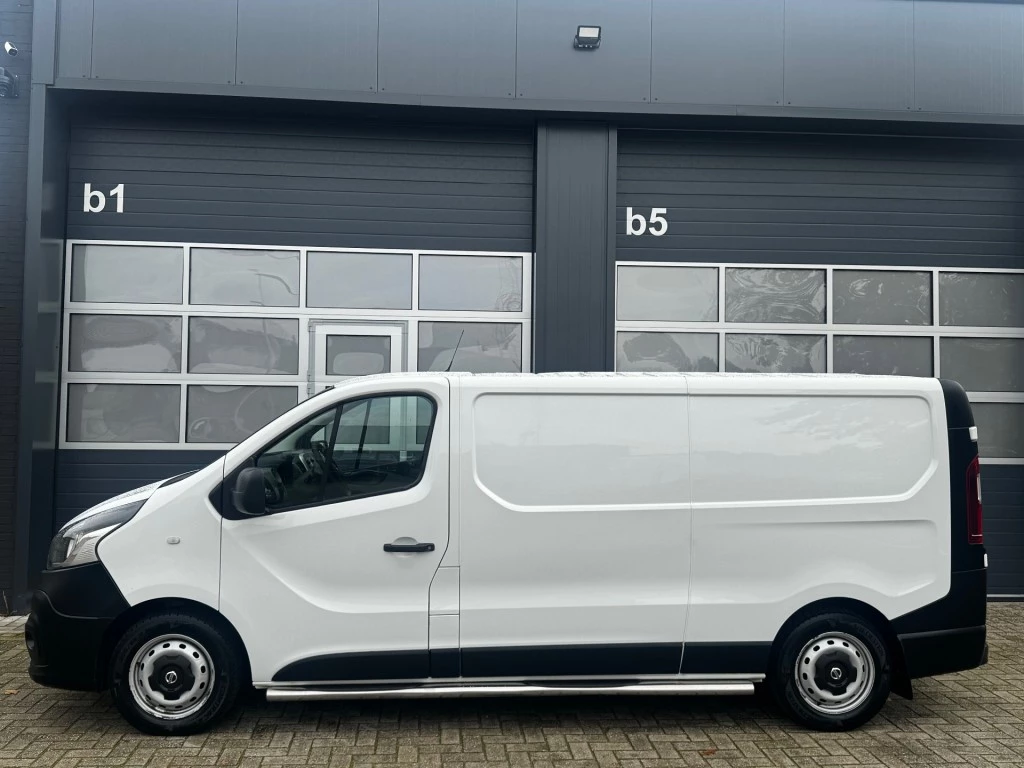 Hoofdafbeelding Nissan NV300