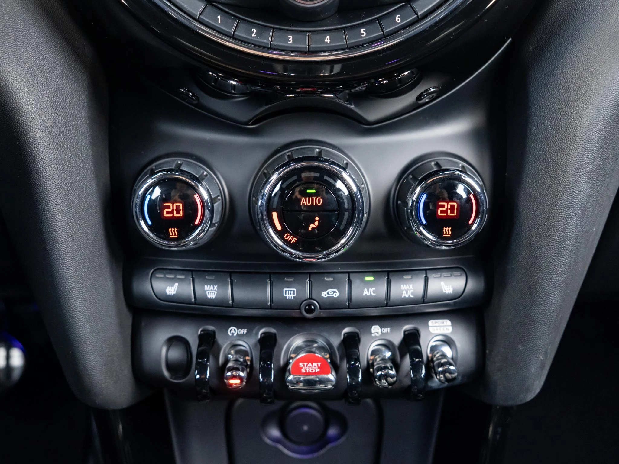Hoofdafbeelding MINI 5-deurs
