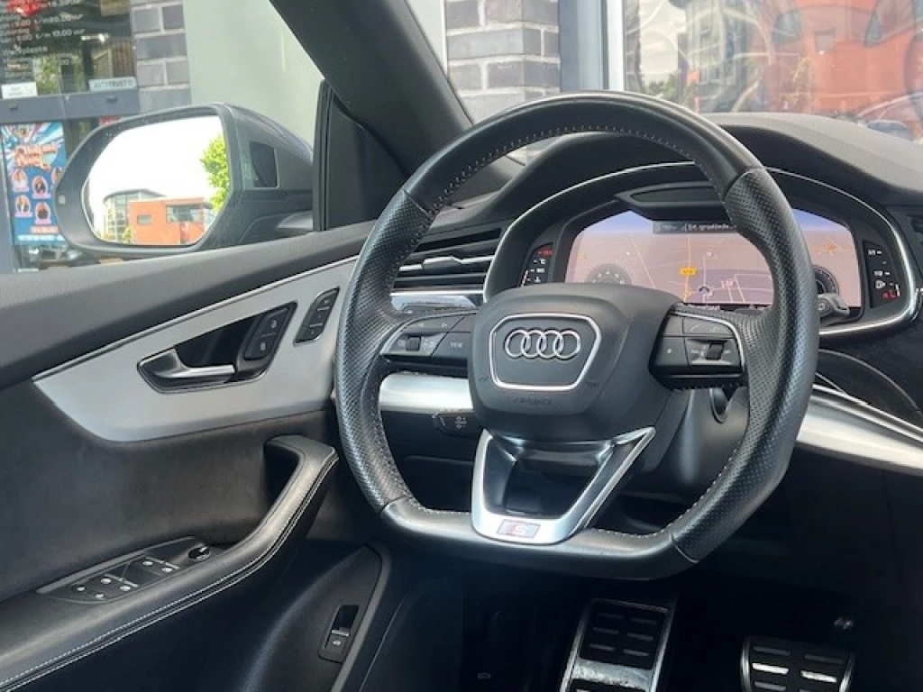 Hoofdafbeelding Audi Q8
