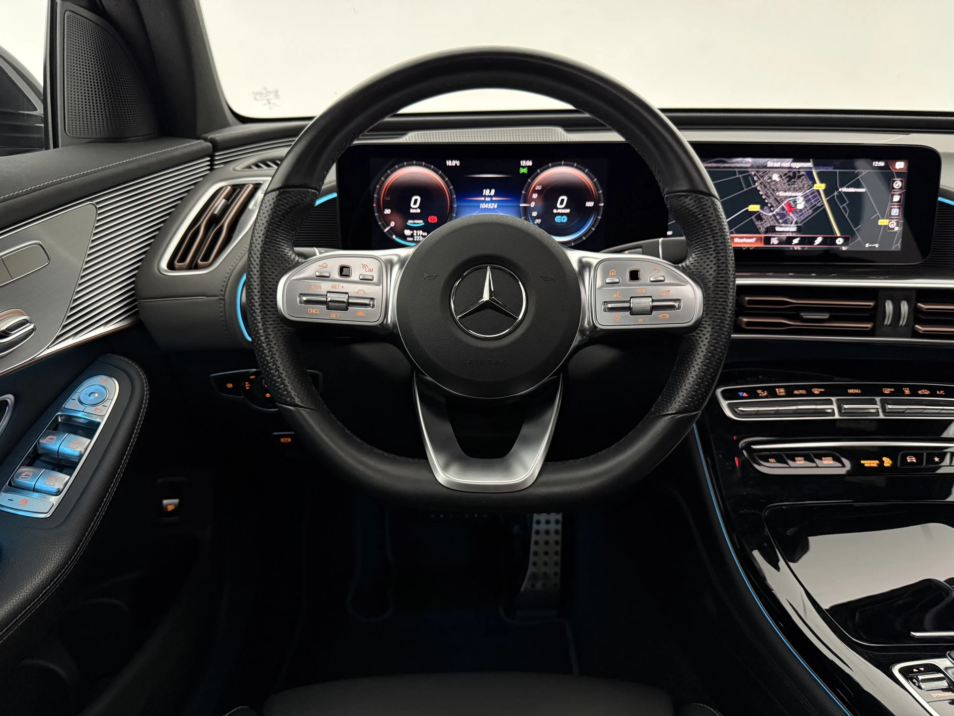 Hoofdafbeelding Mercedes-Benz EQC