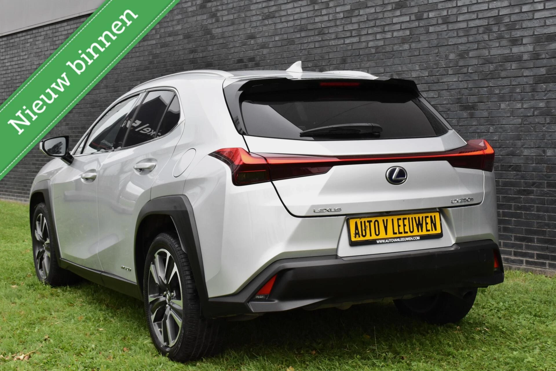 Hoofdafbeelding Lexus UX
