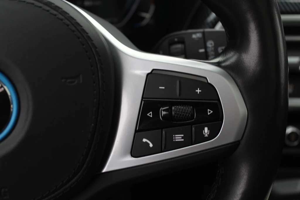 Hoofdafbeelding BMW iX3