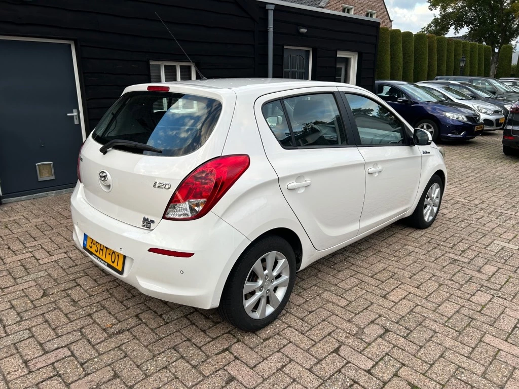 Hoofdafbeelding Hyundai i20