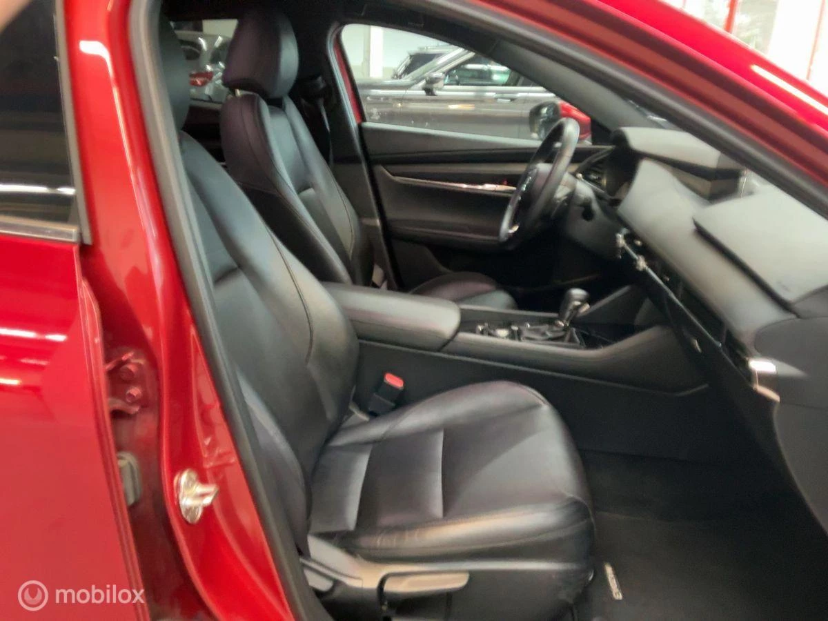 Hoofdafbeelding Mazda 3