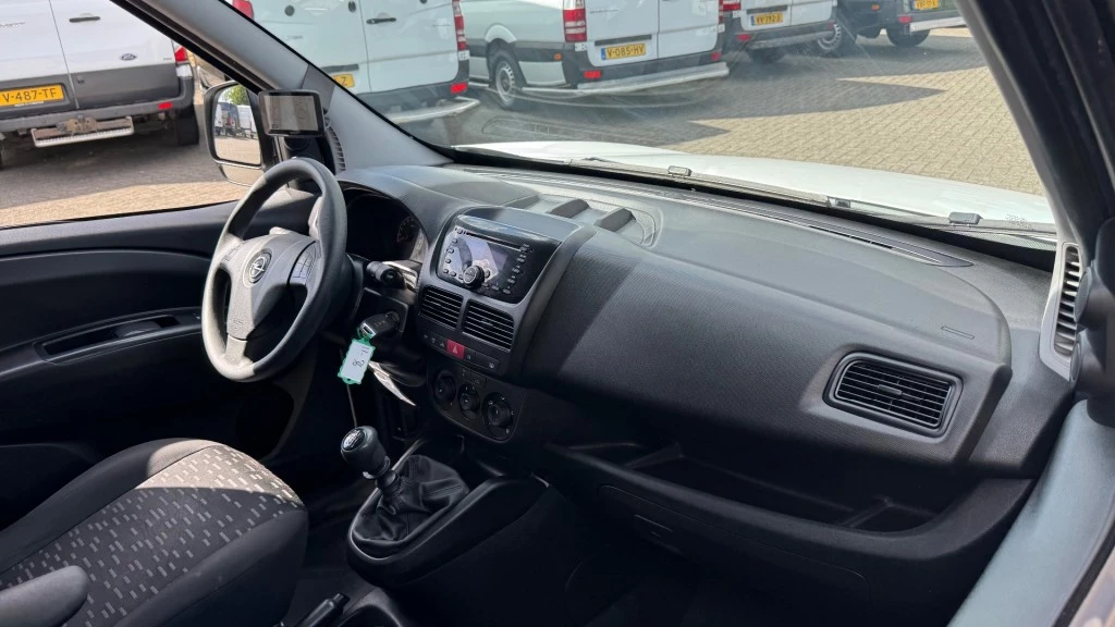 Hoofdafbeelding Opel Combo