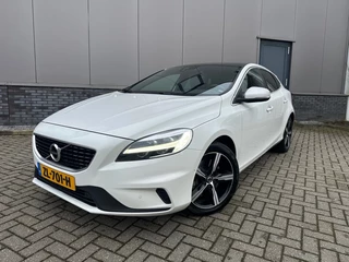 Volvo V40 1.5 T3 Polar+Sport R-Design+Pano