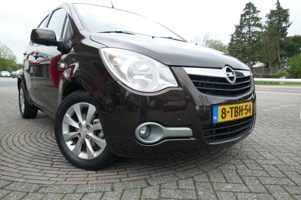 Hoofdafbeelding Opel Agila