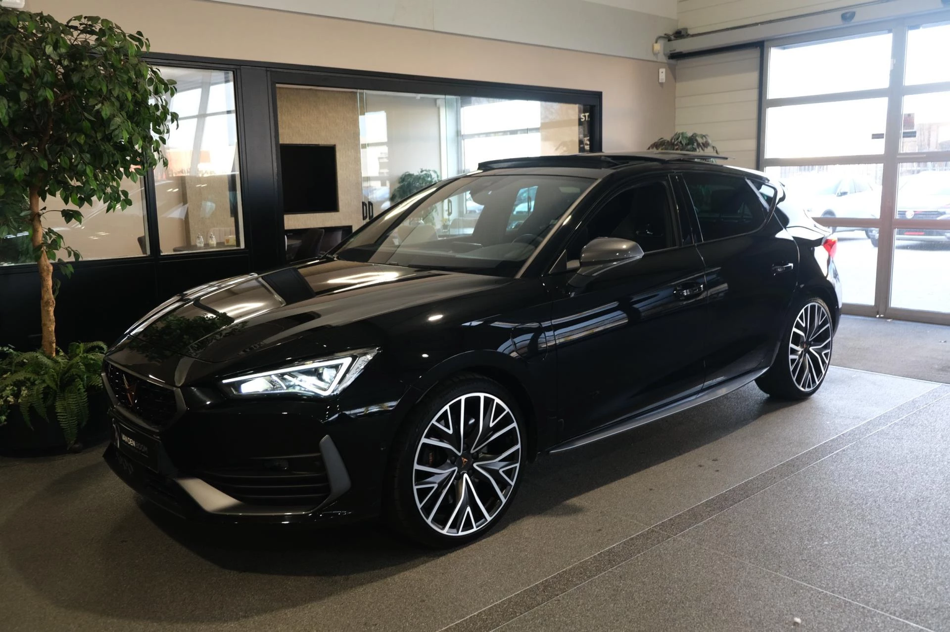 Hoofdafbeelding CUPRA Leon