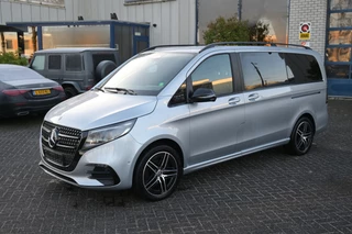 Hoofdafbeelding Mercedes-Benz V-Klasse Mercedes-Benz V-Klasse 300d AMG L2 DC Avantgarde 4-Matic AMG pakket, Easy Pack Pakket, Winter Pakket, Etc.