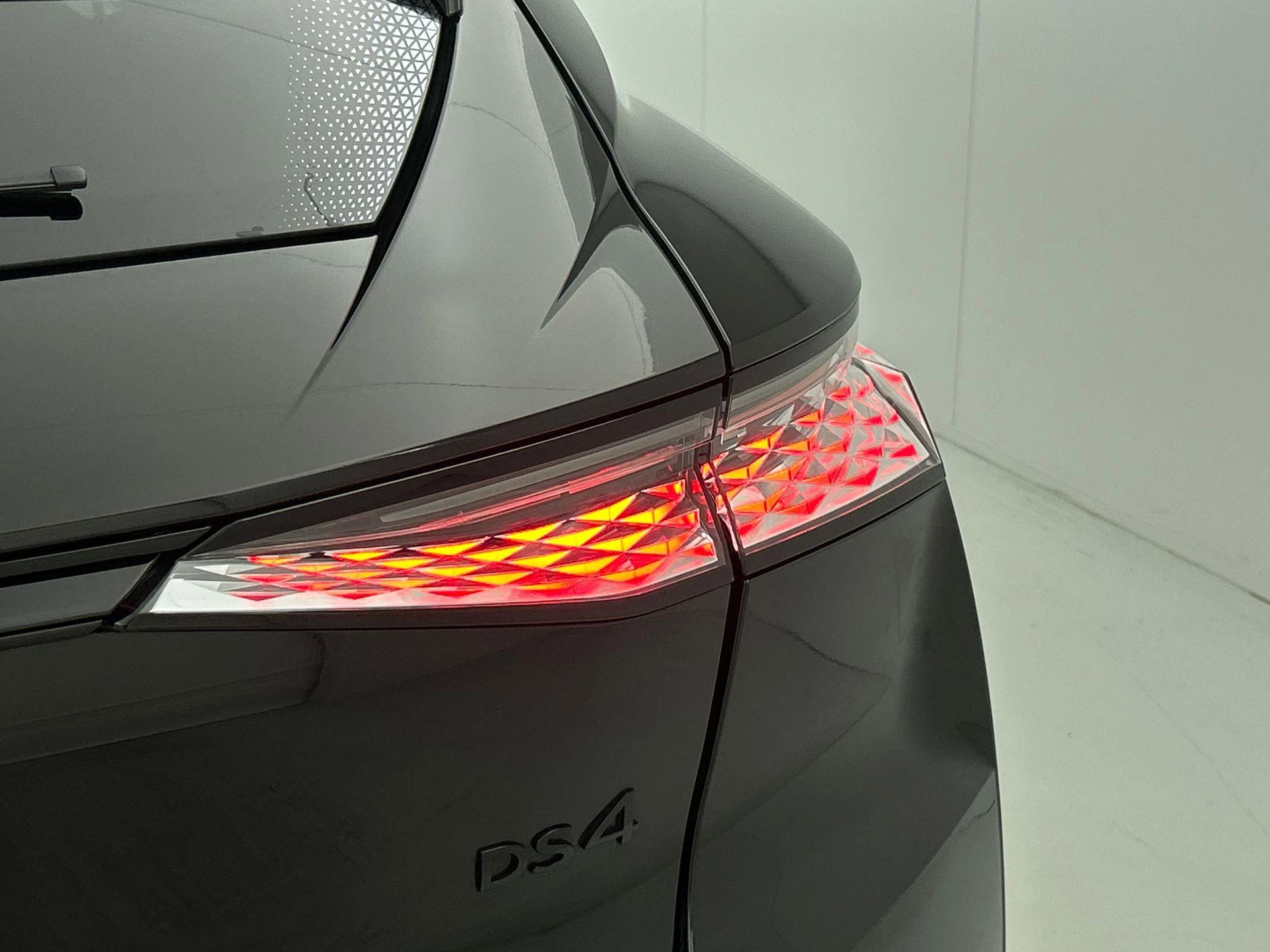 Hoofdafbeelding DS DS 4