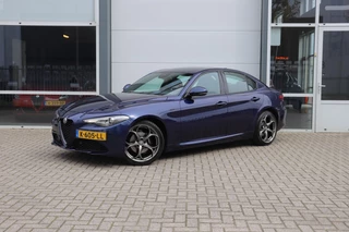 Alfa Romeo Giulia 2.0T SPRINT/VELOCE.INT/STOEL.STUUR.VERW/ADAP.CRUISE/19