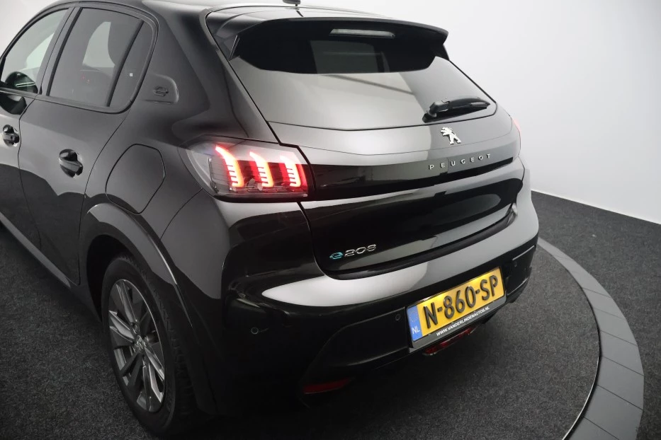Hoofdafbeelding Peugeot e-208