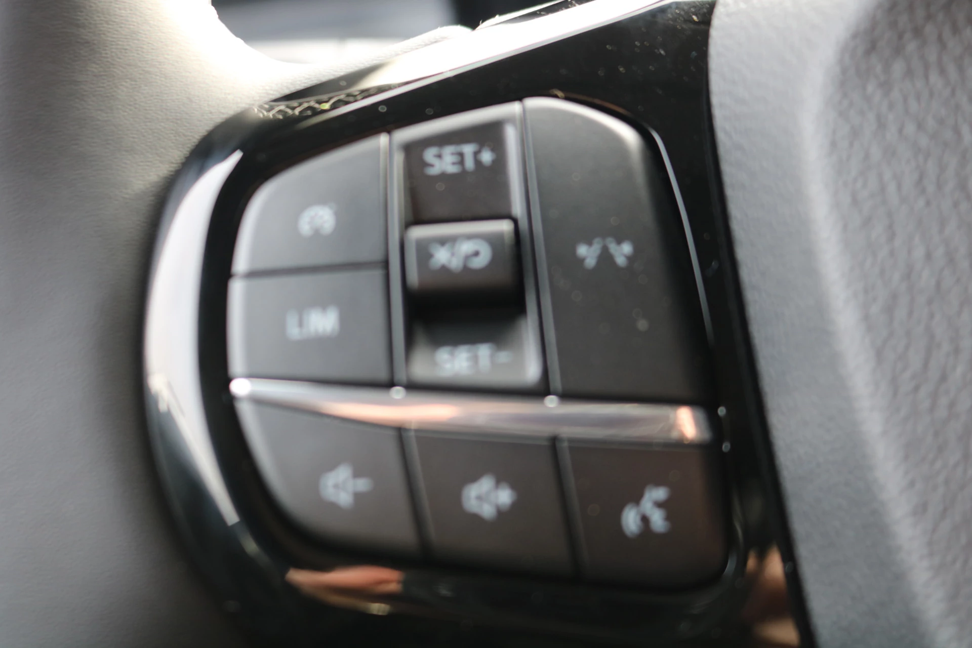 Hoofdafbeelding Ford E-Transit Courier