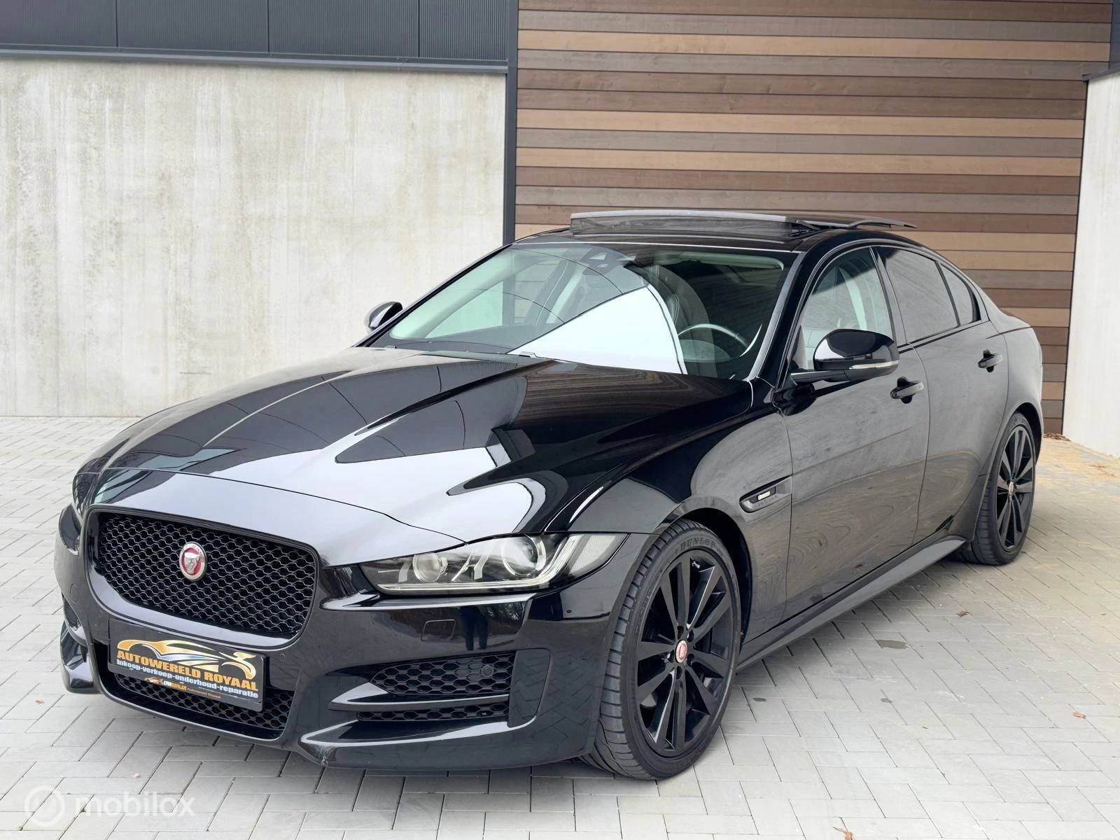 Hoofdafbeelding Jaguar XE