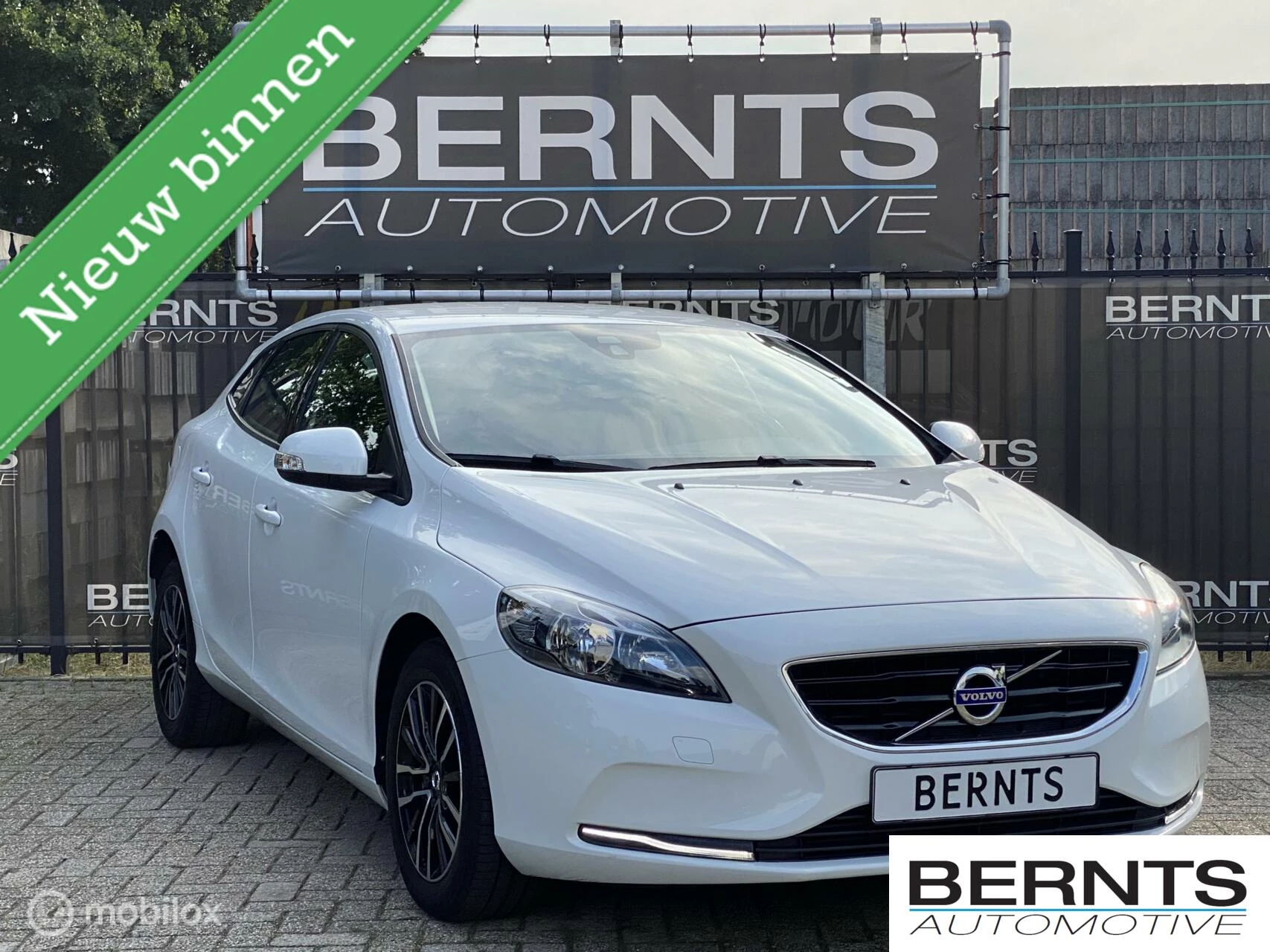 Hoofdafbeelding Volvo V40
