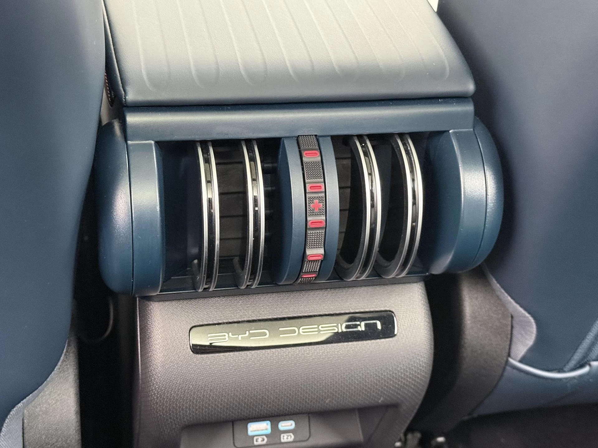 Hoofdafbeelding BYD ATTO 3