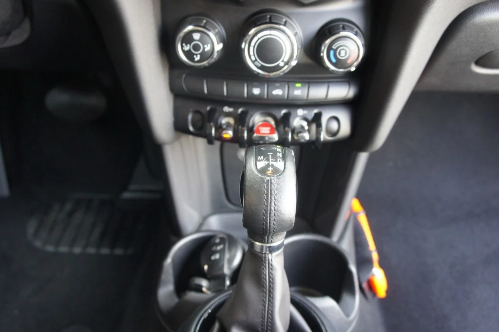 Hoofdafbeelding MINI One