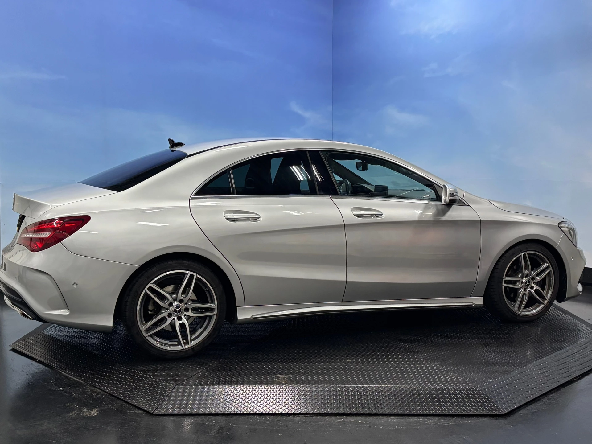Hoofdafbeelding Mercedes-Benz CLA
