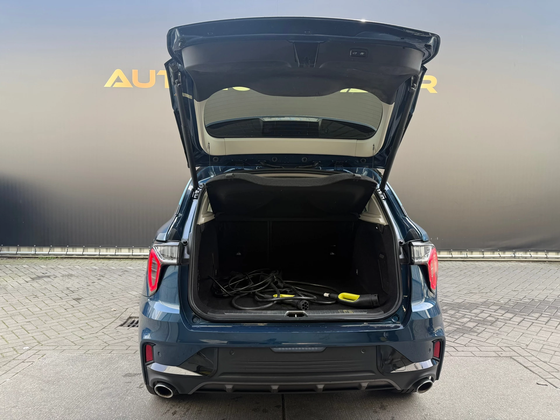 Hoofdafbeelding Lynk & Co 01