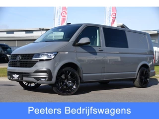 Hoofdafbeelding Volkswagen Transporter Volkswagen Transporter 2.0 TDI L2H1 32 DC Bulli Virtual, Adaptieve Cruise, Carplay, LED, Stoelverwarming, 204pk, Trekhaak, Automaat, NAVI, Voorruit verwarming, Uniek!