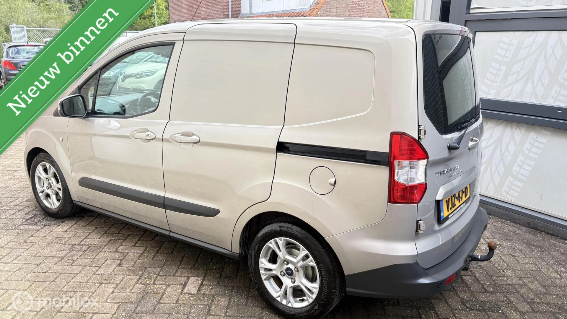 Hoofdafbeelding Ford Transit Courier